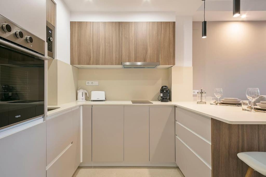 Your Home- Apartment Camp Nou 2A L'Hospitalet de Llobregat Eksteriør bilde