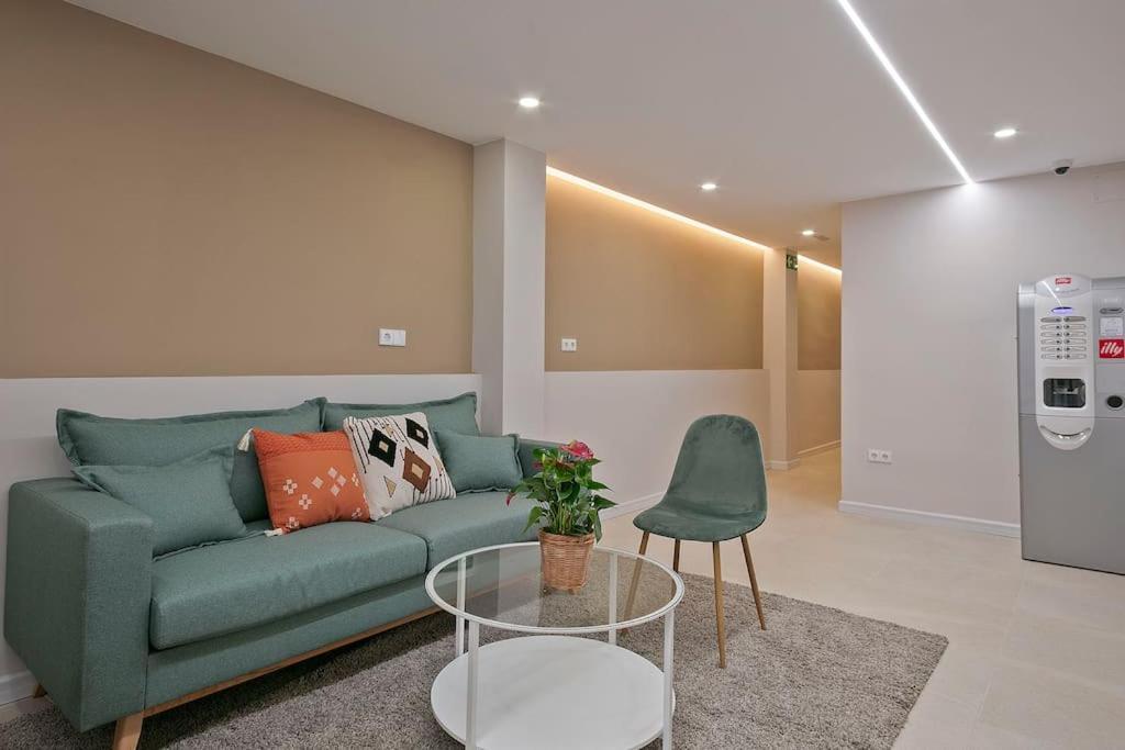 Your Home- Apartment Camp Nou 2A L'Hospitalet de Llobregat Eksteriør bilde